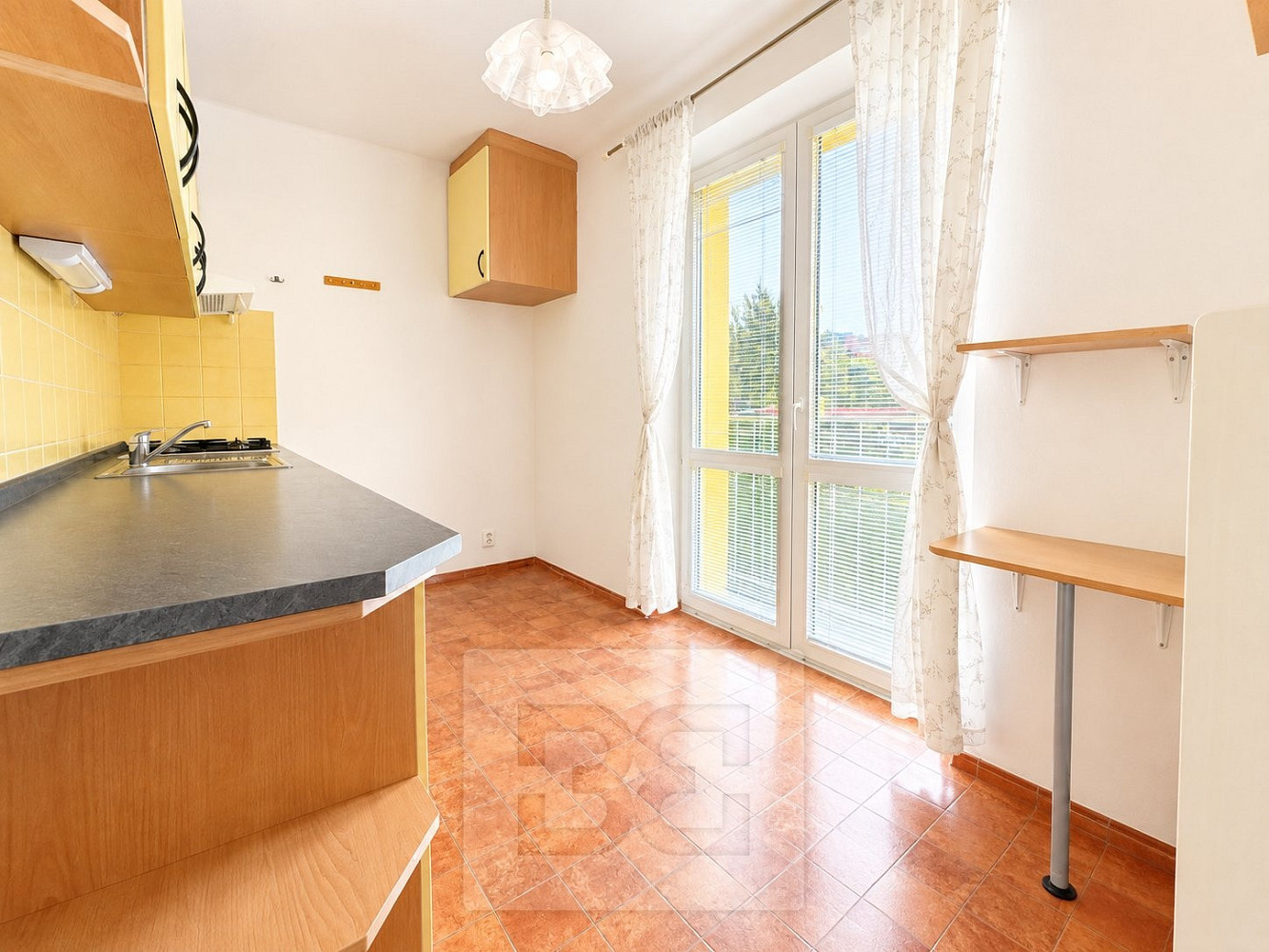 Pronájem bytu 2+1 56 m² – fotografie 3