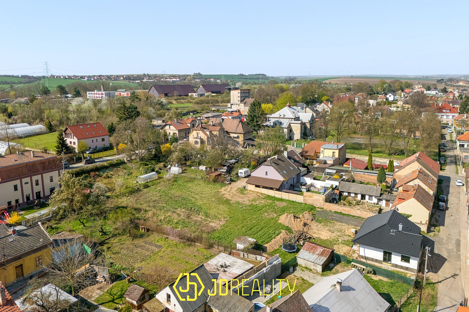 Prodej stavebního pozemku 766 m² – fotografie 4