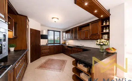 Pronájem domu 390 m² s pozemkem 903 m², Druhého odboje, Praha 6 - Nebušice