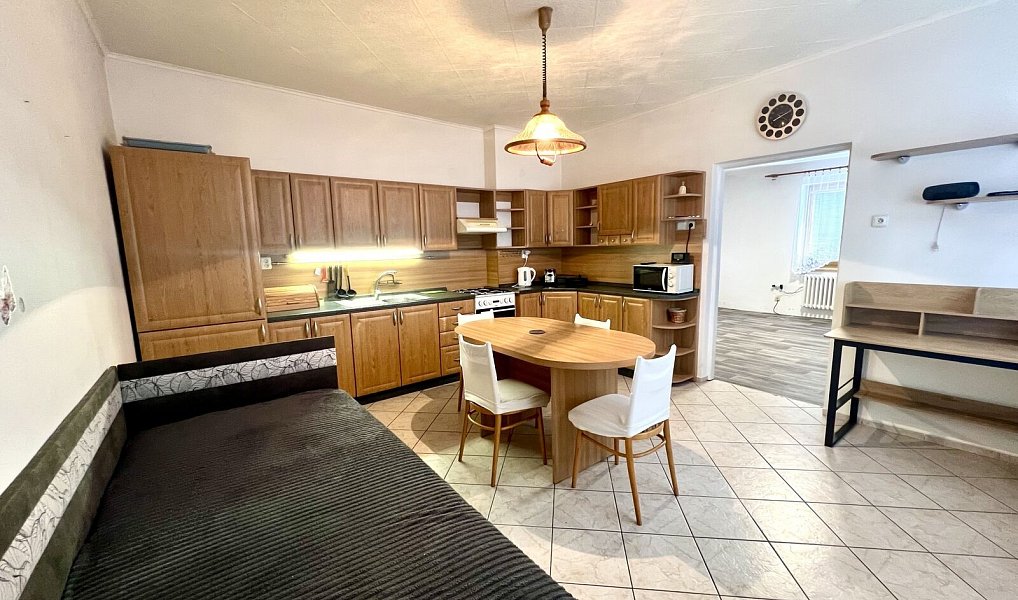 Pronájem domu 153 m² s pozemkem 204 m², Kyjov – náhled fotky 4