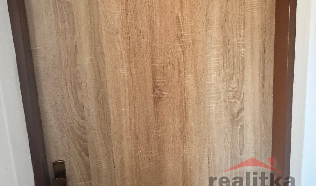 Pronájem bytu 1+kk 27 m², Opava – náhled fotky 2