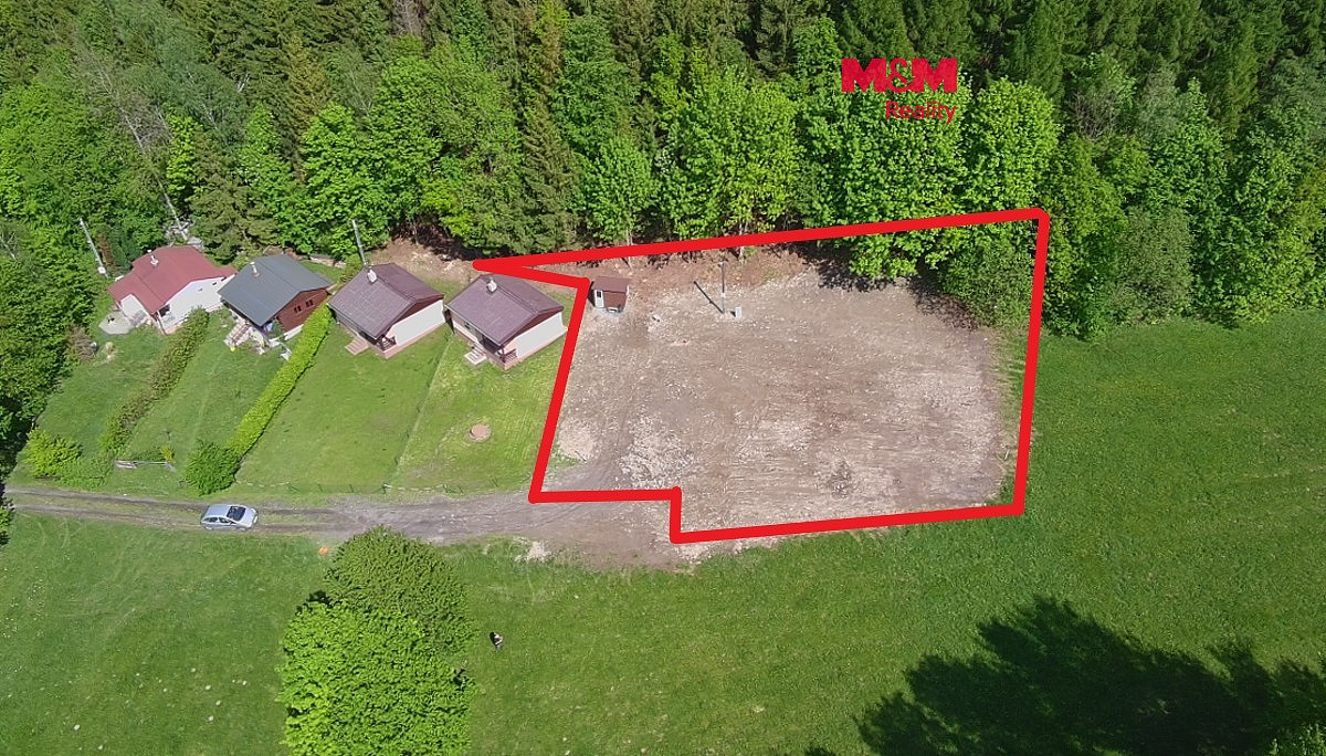 Prodej stavebního pozemku 977 m²