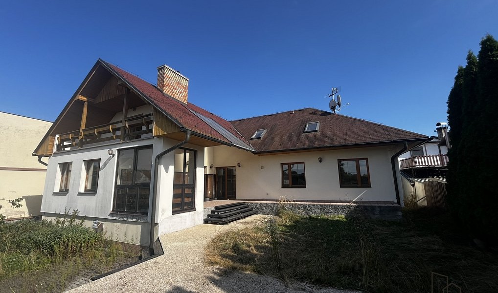 Prodej domu 160 m² s pozemkem 4 055 m², Podhradní Lhota – náhled fotky 3