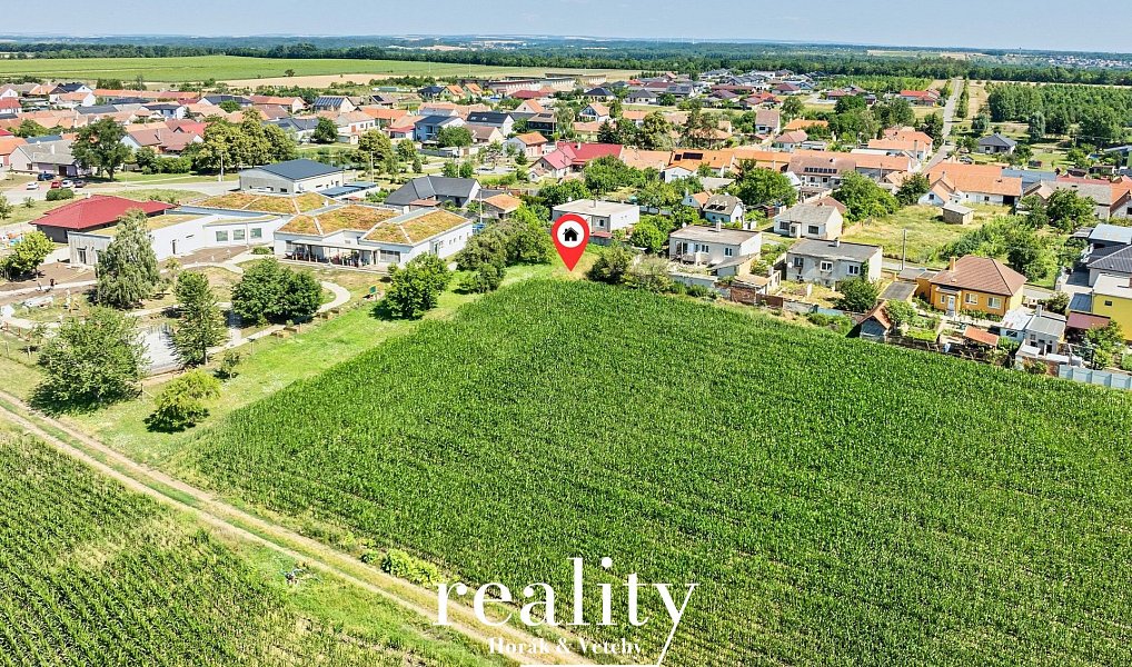 Prodej stavebního pozemku 1 779 m², Šanov – náhled fotky 9