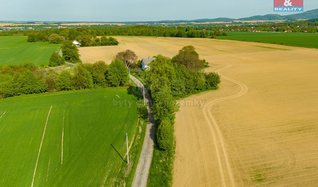 Prodej pole 842 m², Mikulovice – náhled fotky 2