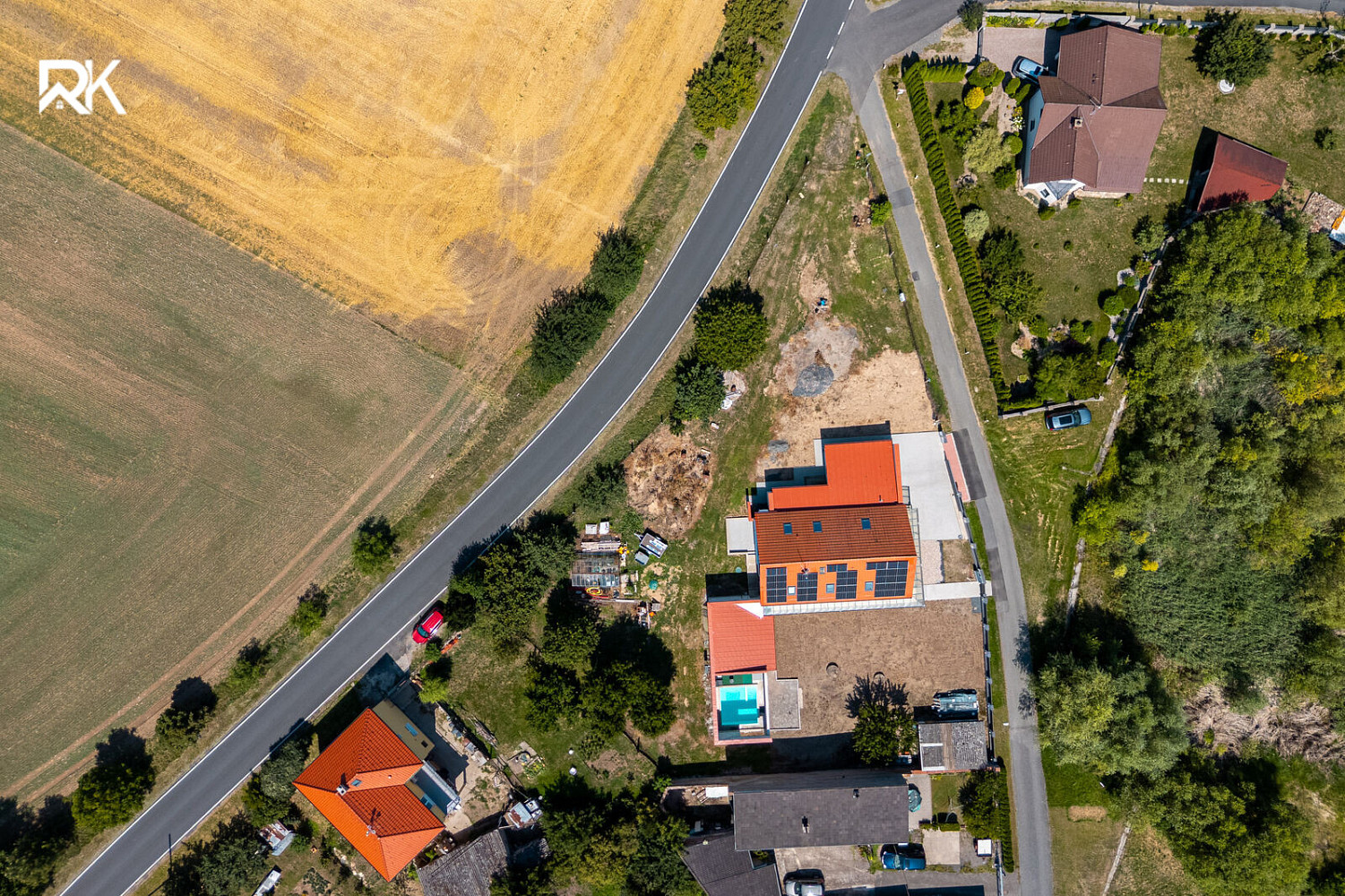 Prodej stavebního pozemku 972 m² – fotografie 2