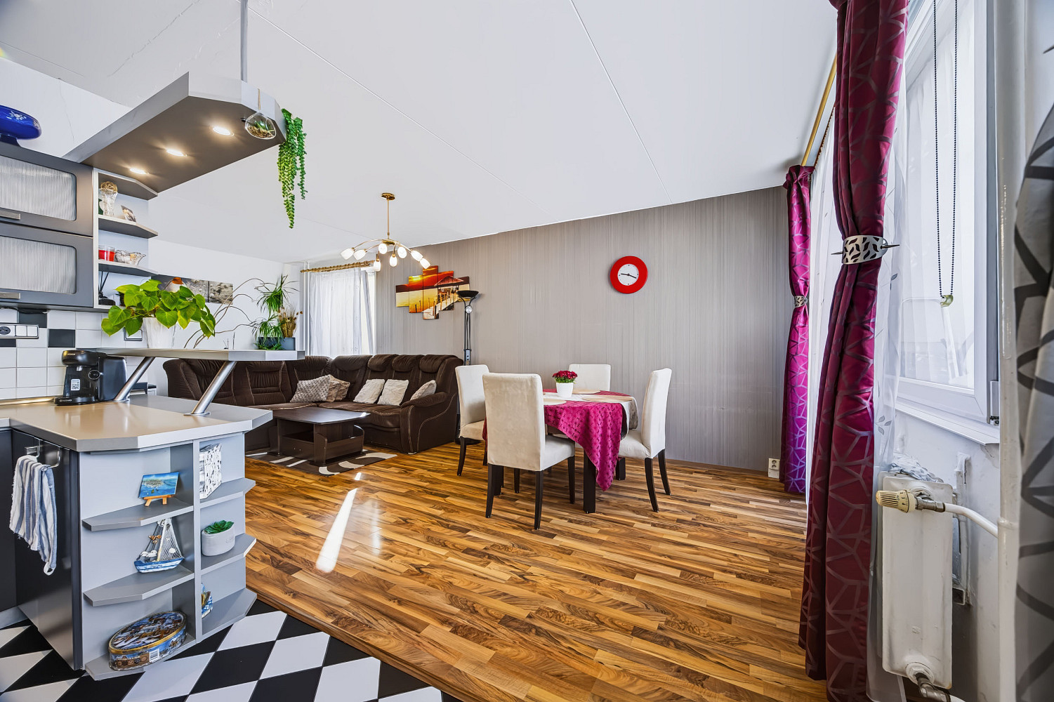 Prodej bytu 3+kk 75 m² – fotografie 3