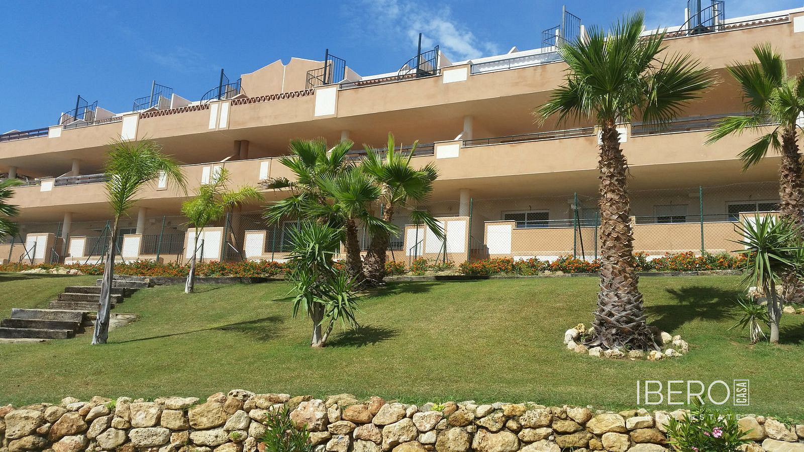 Prodej bytu 4+kk 100 m² - Widok 2