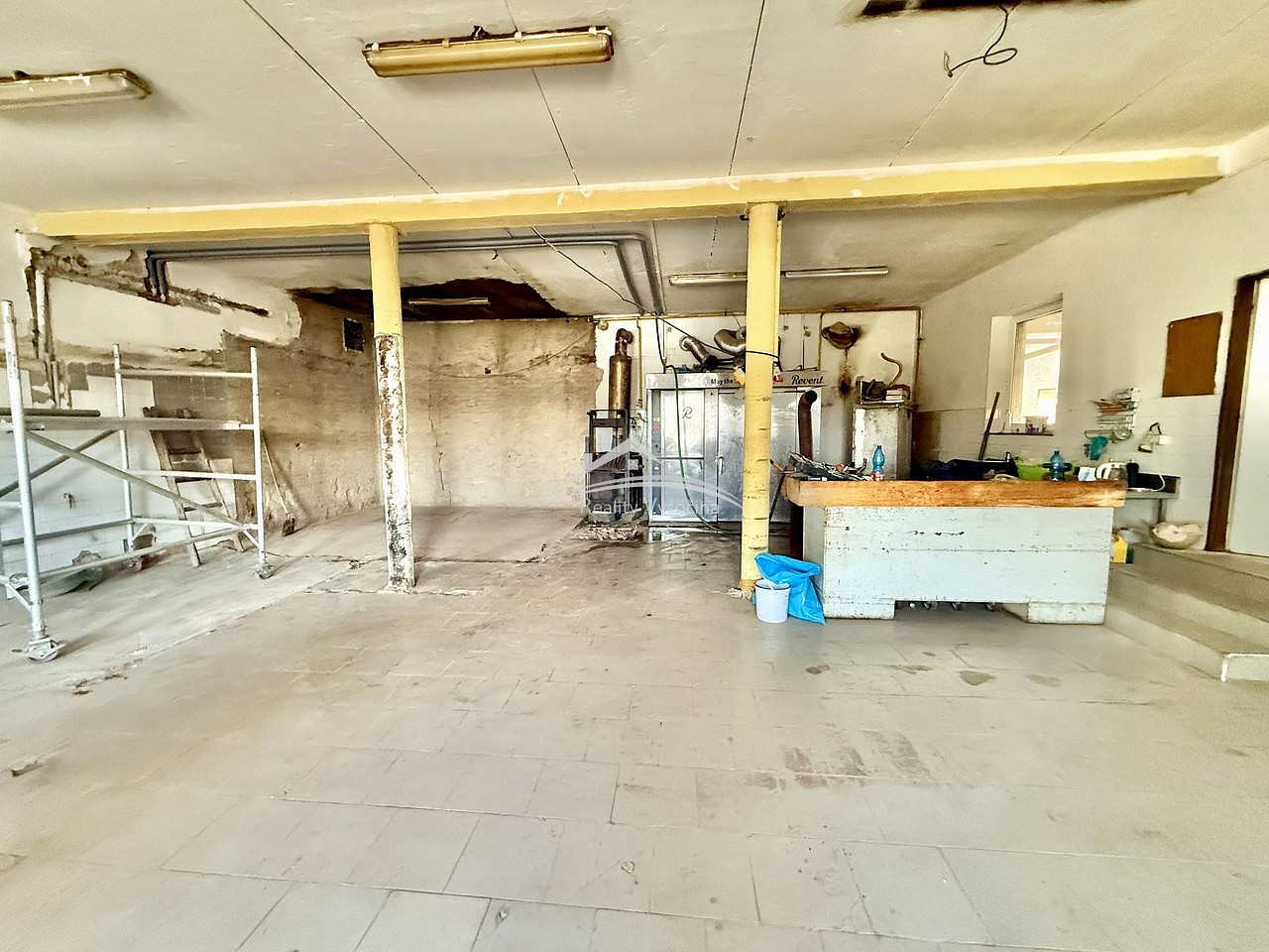 Pronájem výrobních prostor 272 m² – fotografie 2
