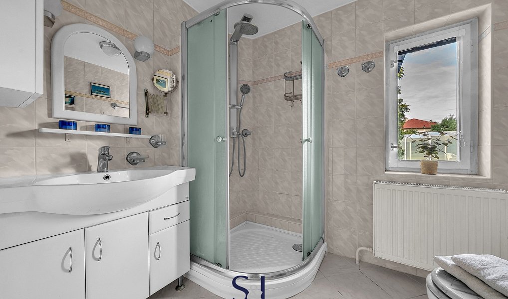 Prodej domu 240 m² s pozemkem 1 732 m², Nový Bor – náhled fotky 41
