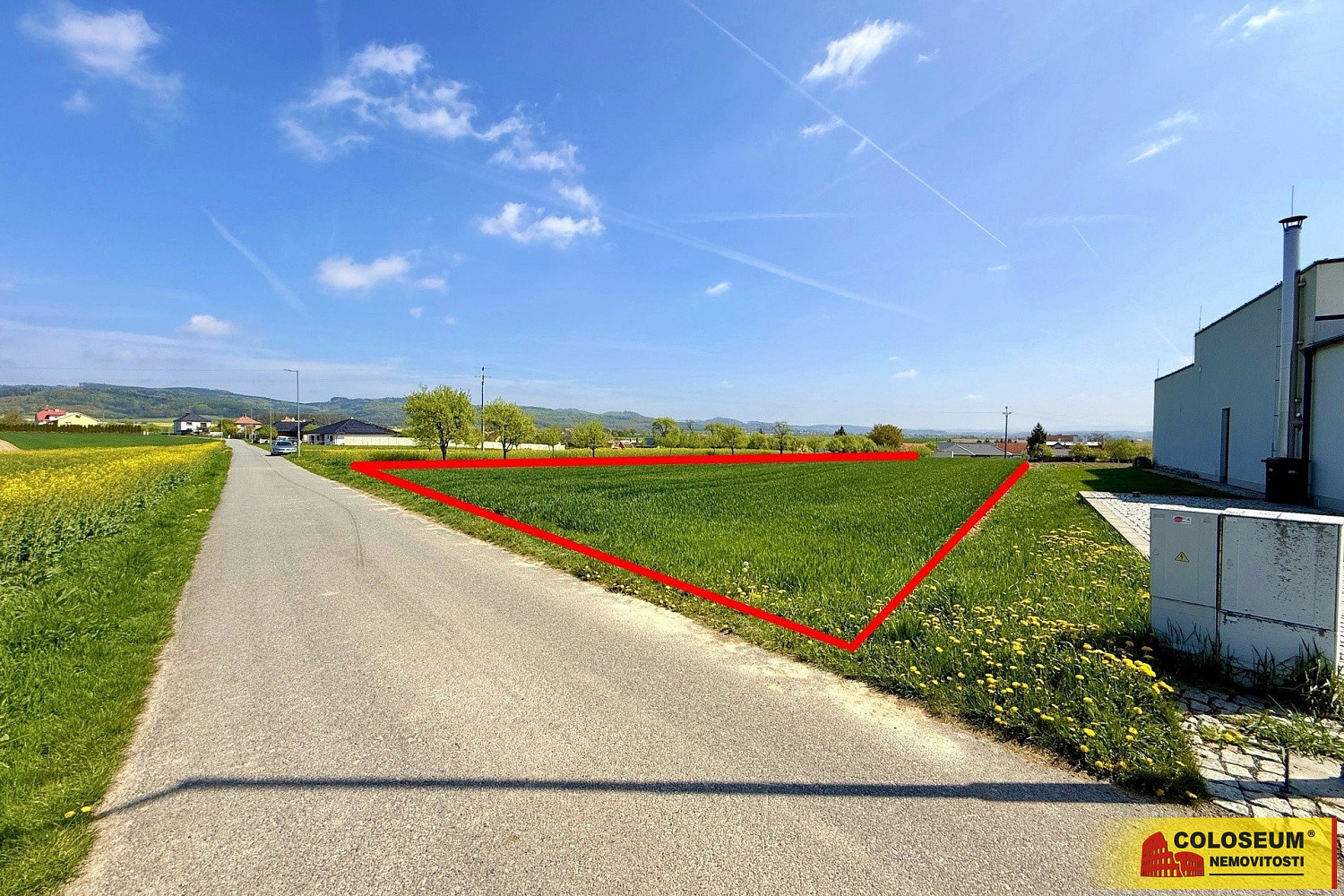 Prodej stavebního pozemku 3 940 m² – fotografie 5
