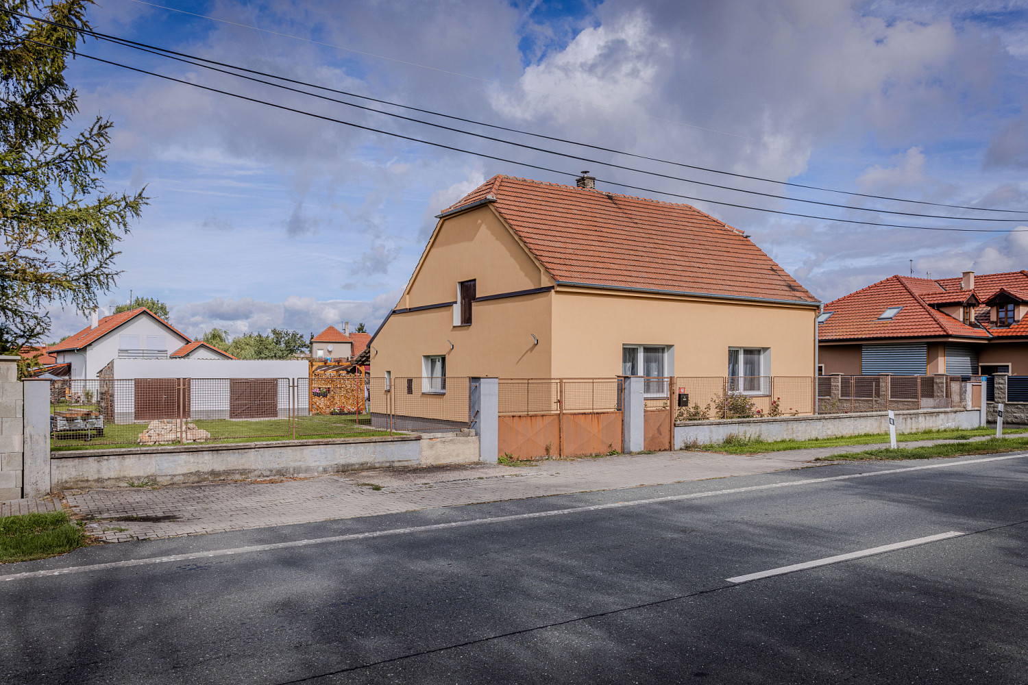 Prodej domu 96 m² s pozemkem 1 348 m²