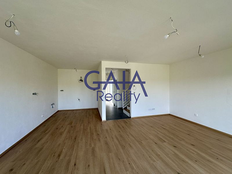 Prodej domu 132 m² s pozemkem 386 m² – fotografie 4