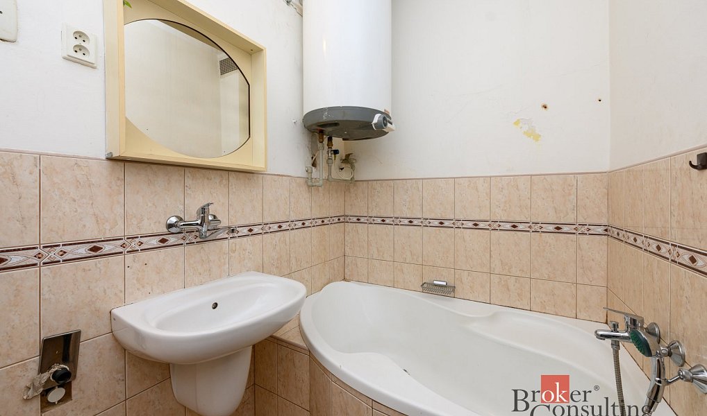 Prodej bytu 3+1 74 m², Loza – náhled fotky 16