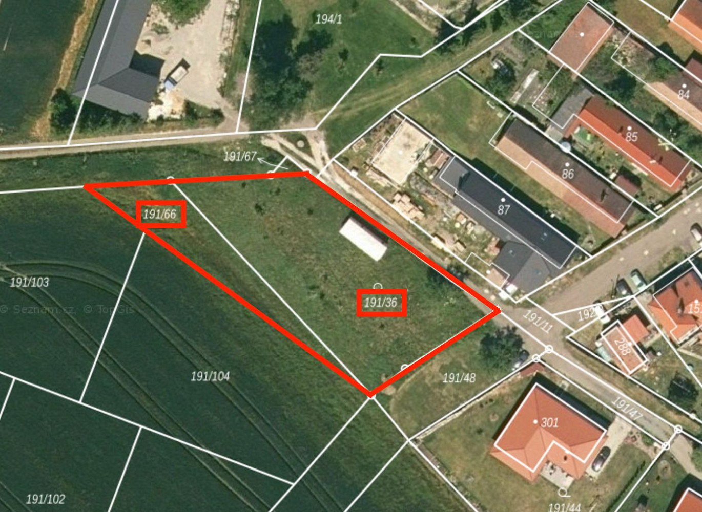 Prodej stavebního pozemku 1 392 m²
