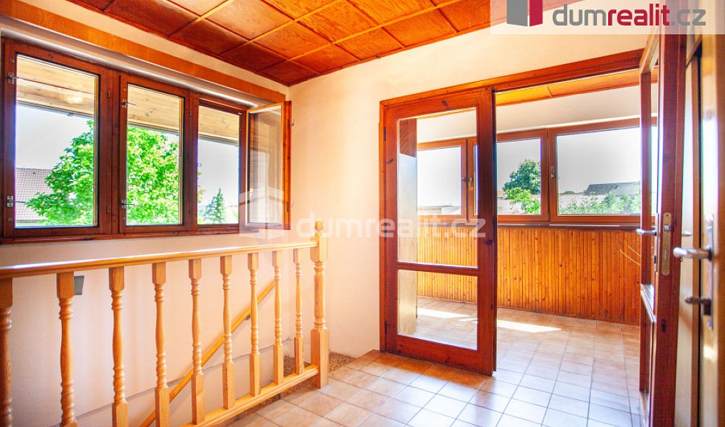 Prodej domu 321 m² s pozemkem 947 m², Netolice – náhled fotky 18