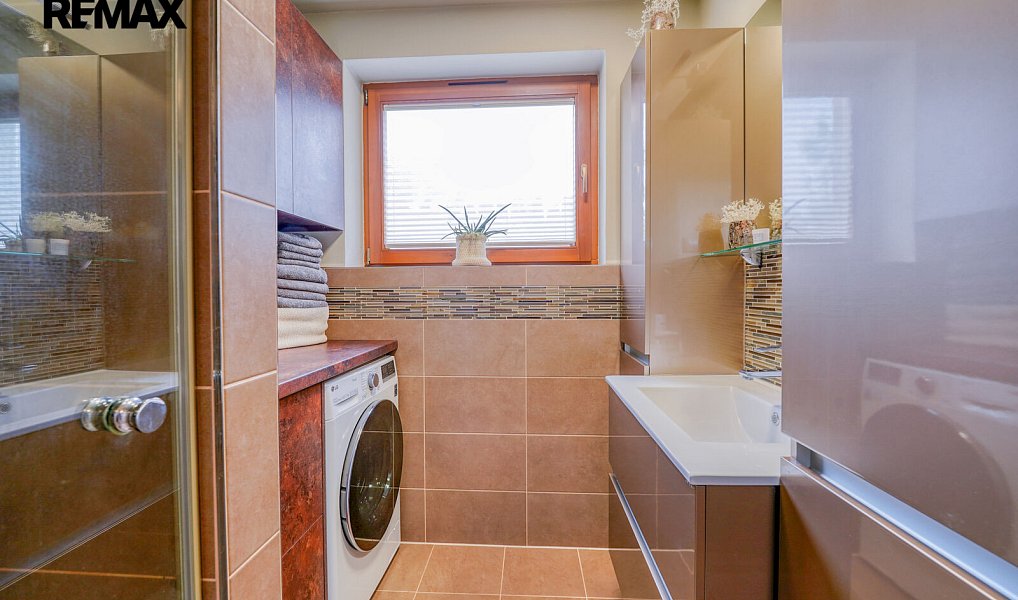 Prodej domu 200 m² s pozemkem 1 161 m², Plzeň – náhled fotky 19
