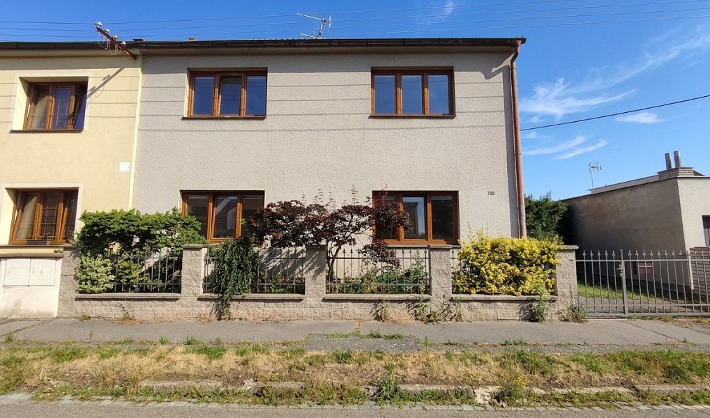 Prodej domu 168 m² s pozemkem 277 m², Pardubice – náhled fotky 2