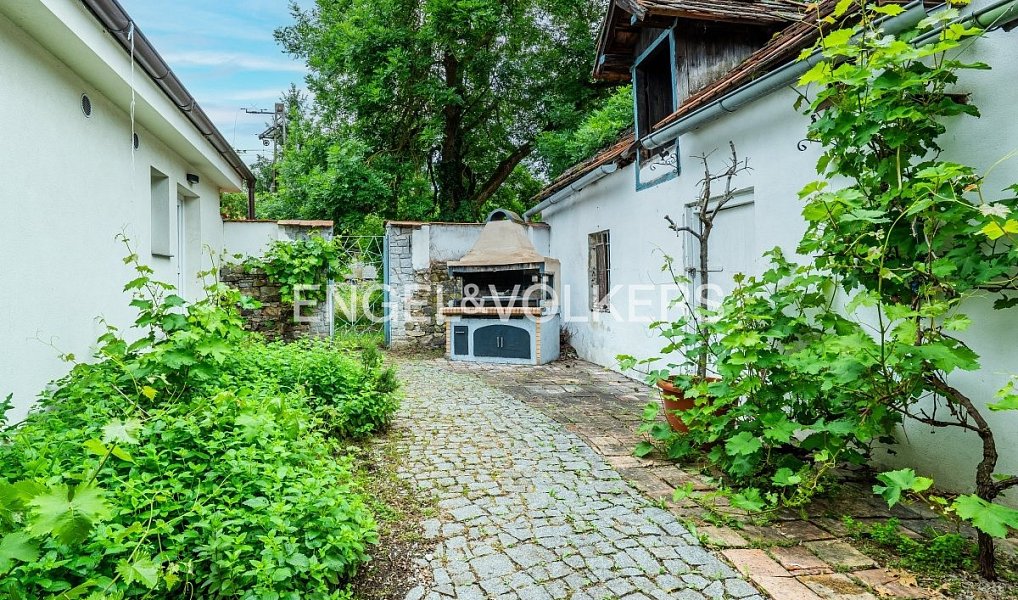 Pronájem kanceláře 275 m², Karlštejn – náhled fotky 9