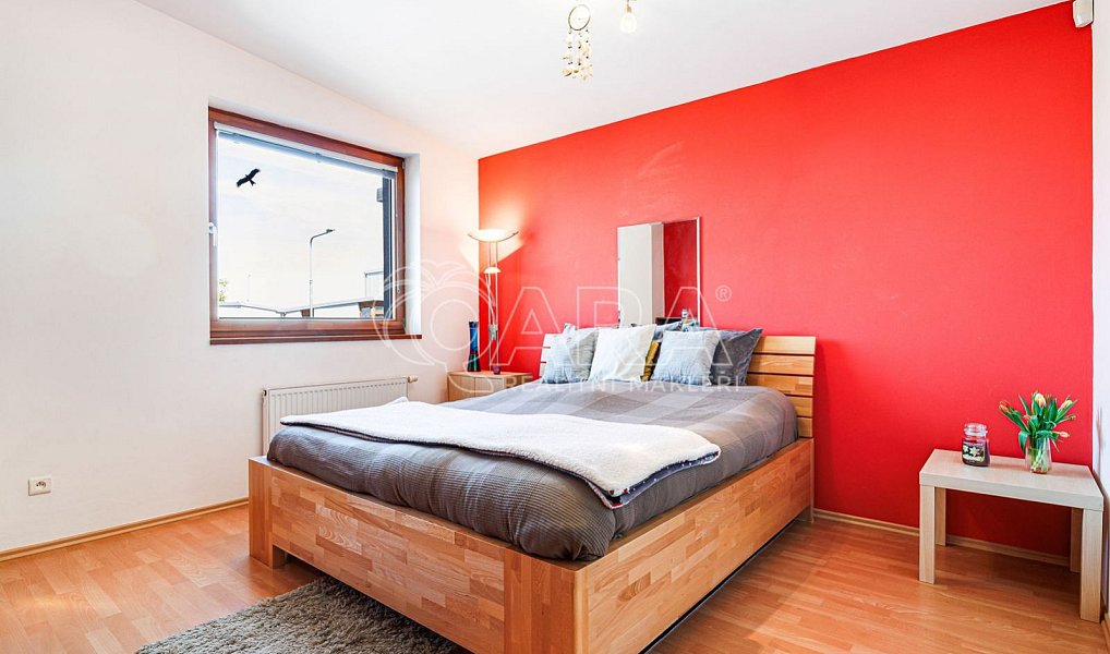 Prodej domu 174 m² s pozemkem 275 m², Zeleneč – náhled fotky 10