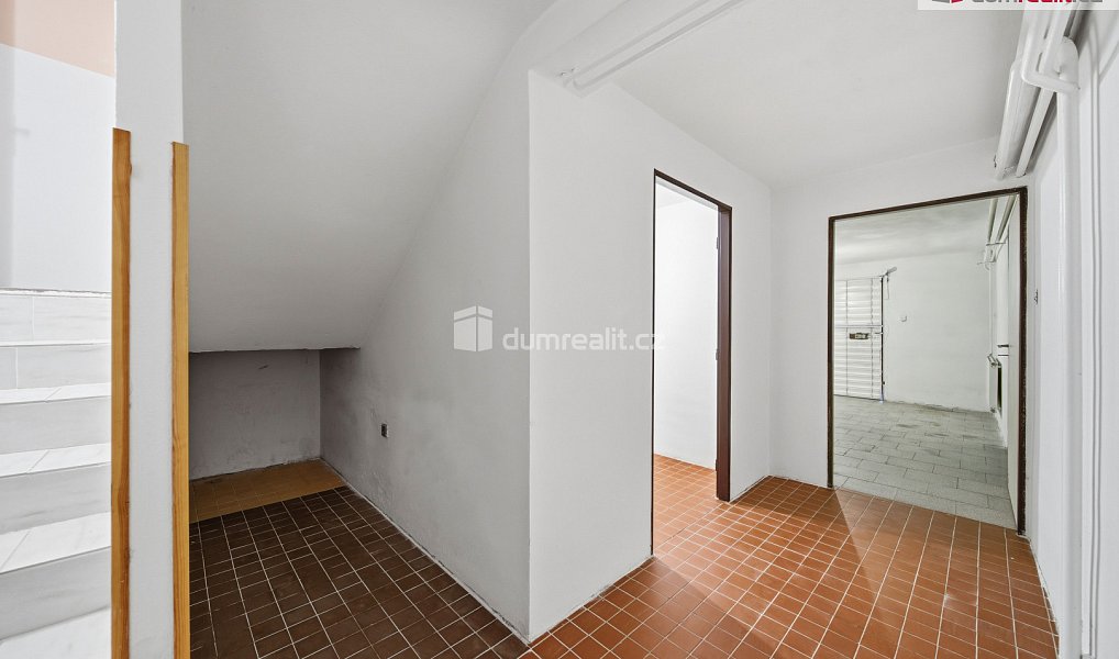 Prodej domu 280 m² s pozemkem 262 m², Břeclav – náhled fotky 19