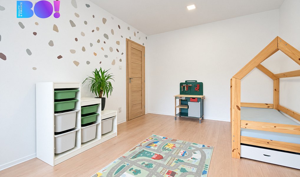 Prodej domu 258 m² s pozemkem 1 188 m², Strančice – náhled fotky 15
