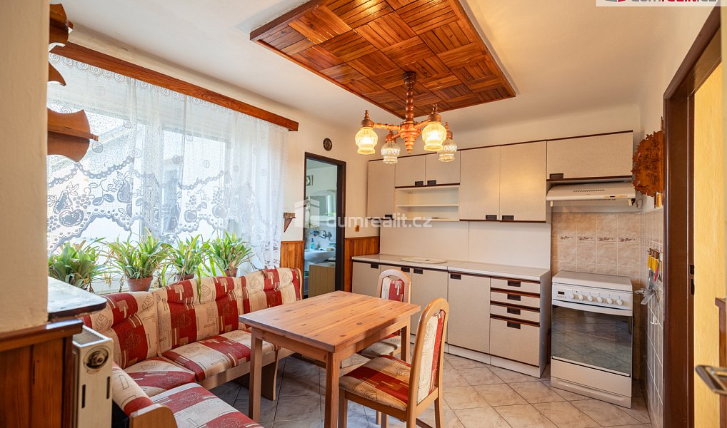 Prodej domu 115 m² s pozemkem 1 316 m², Dobrovíz – náhled fotky 23