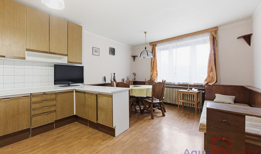 Prodej domu 290 m² s pozemkem 1 076 m², Karlovy Vary – náhled fotky 4