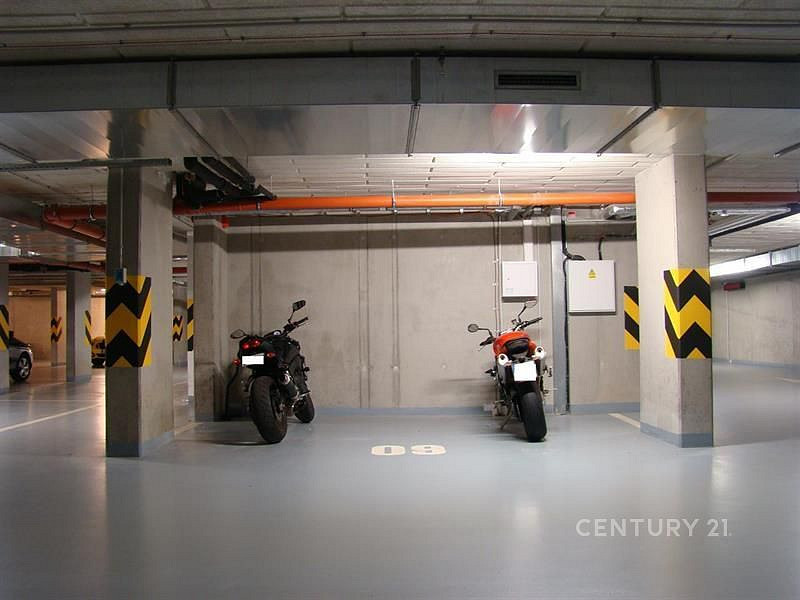 Podnájem garážového stání pro motorku 5m2 – fotografie 4