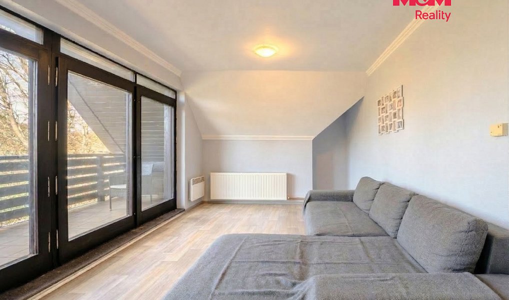 Prodej domu 300 m² s pozemkem 4 182 m², Jankov – náhled fotky 15