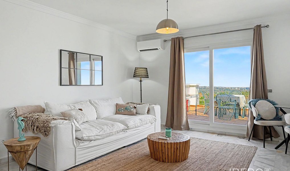 Prodej bytu 2+kk, 67 m², Estepona