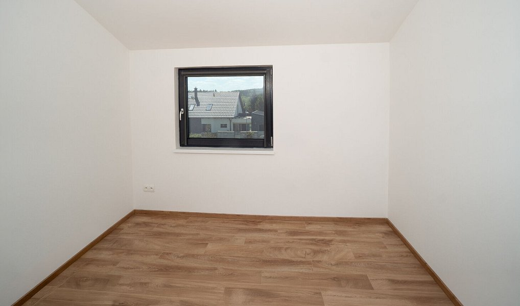 Prodej domu 127 m² s pozemkem 1 508 m², Jevany – náhled fotky 18