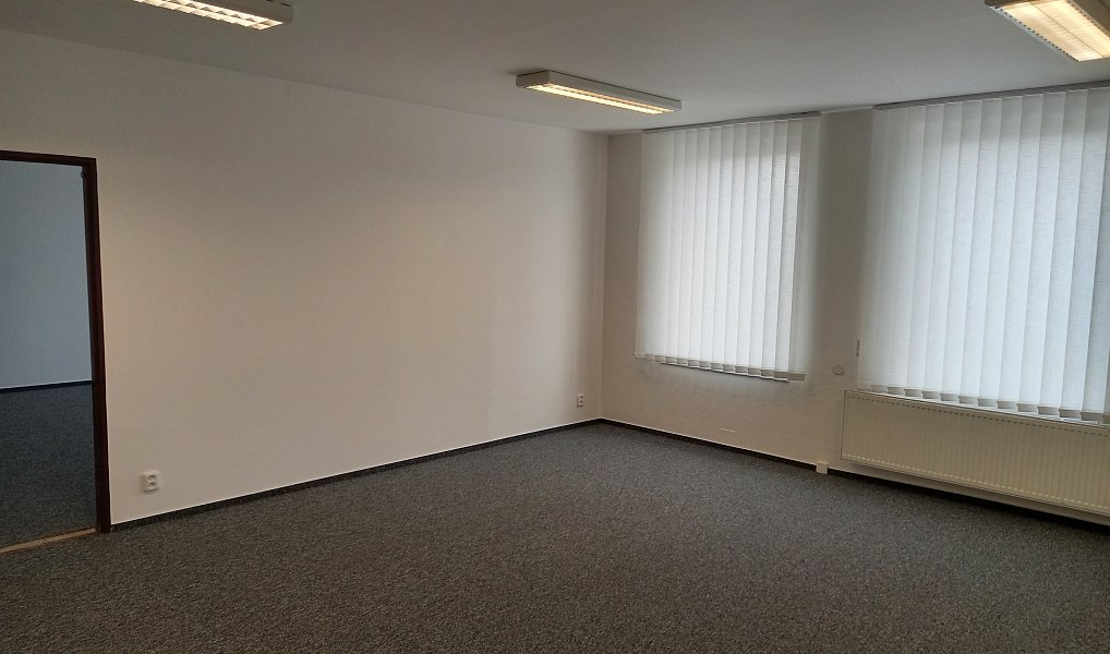 Pronájem kanceláře 28 m², Liberec – náhled fotky 4