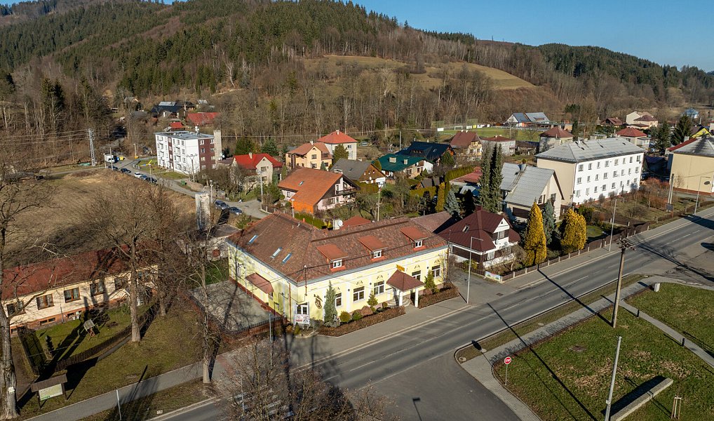 Prodej komerčního objektu (jiného typu) 818 m², Karolinka – náhled fotky 13