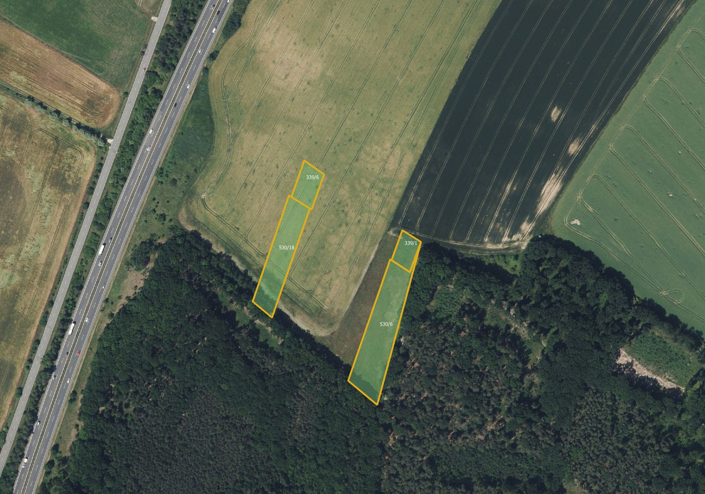 Prodej pole 12 333 m²