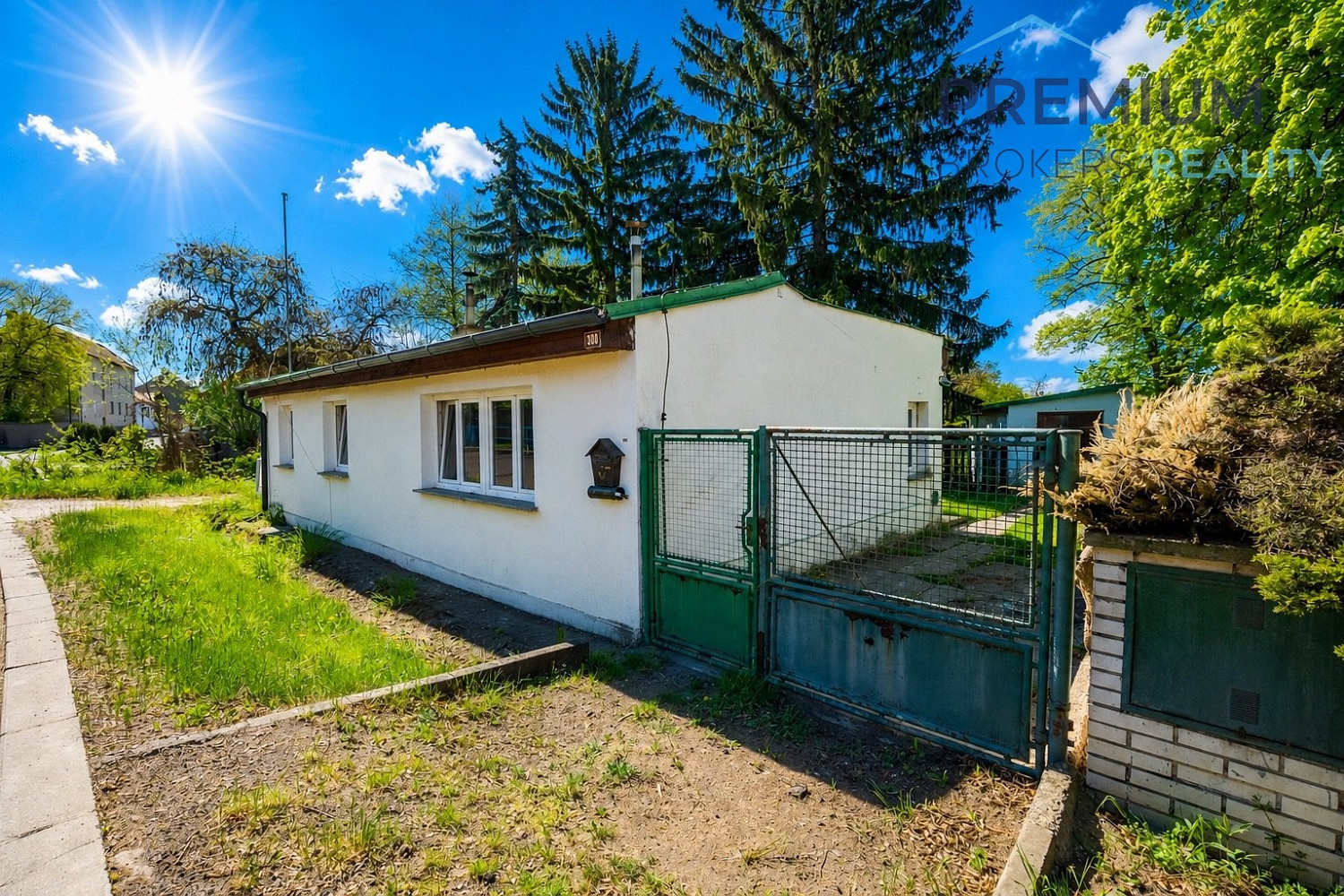 Prodej domu 70 m² s pozemkem 935 m²