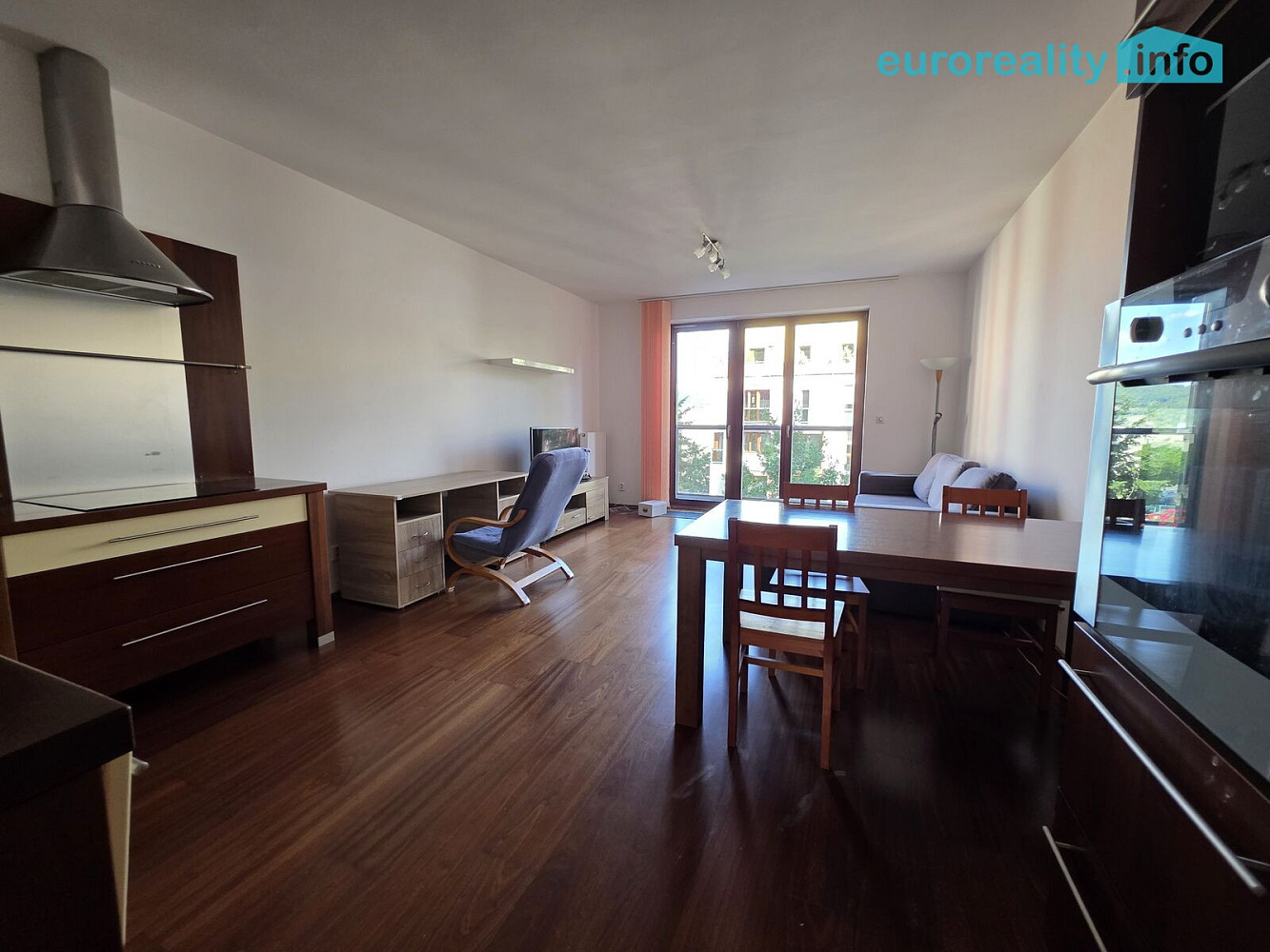 Pronájem bytu 2+kk 56 m² — photo 4
