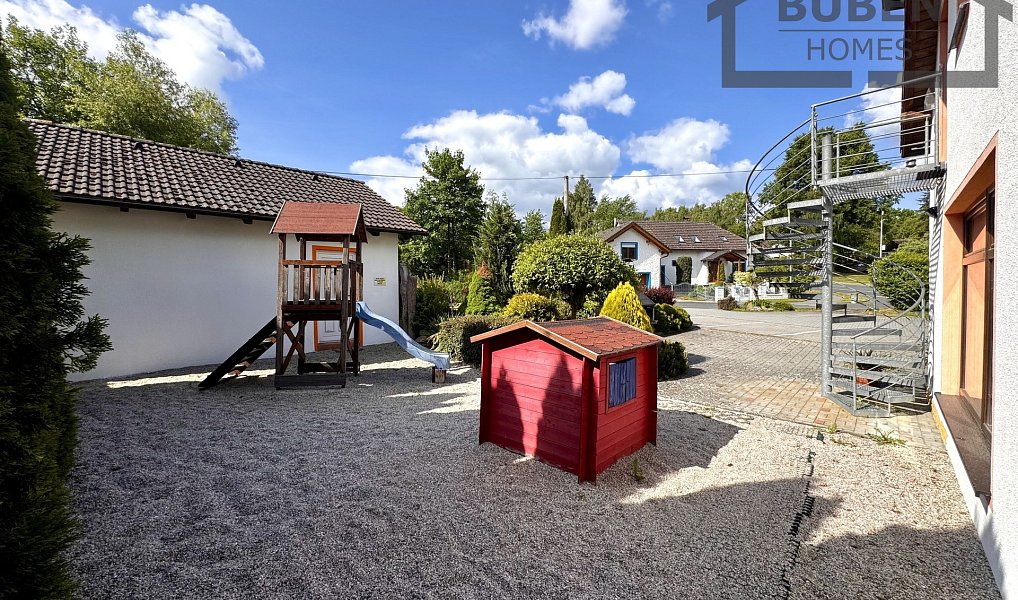 Prodej ubytovacího objektu 480 m², Tachov – náhled fotky 28