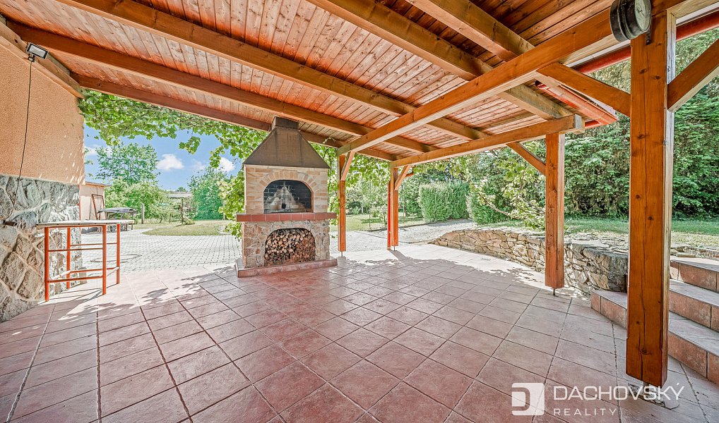 Prodej domu 170 m² s pozemkem 1 397 m², Pardubice – náhled fotky 9