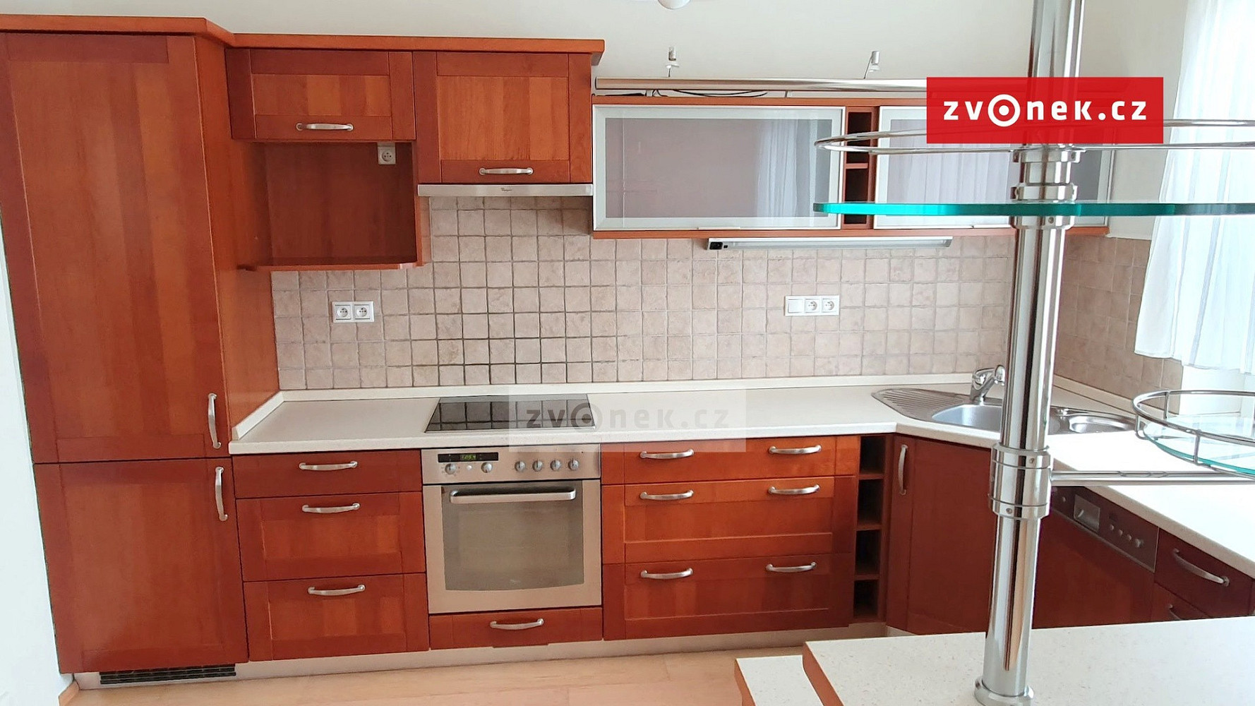Pronájem domu 270 m² s pozemkem 200 m² – fotografie 5