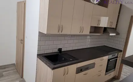 Pronájem bytu 2+1 62 m², Dukelská, Sezimovo Ústí, okres Tábor