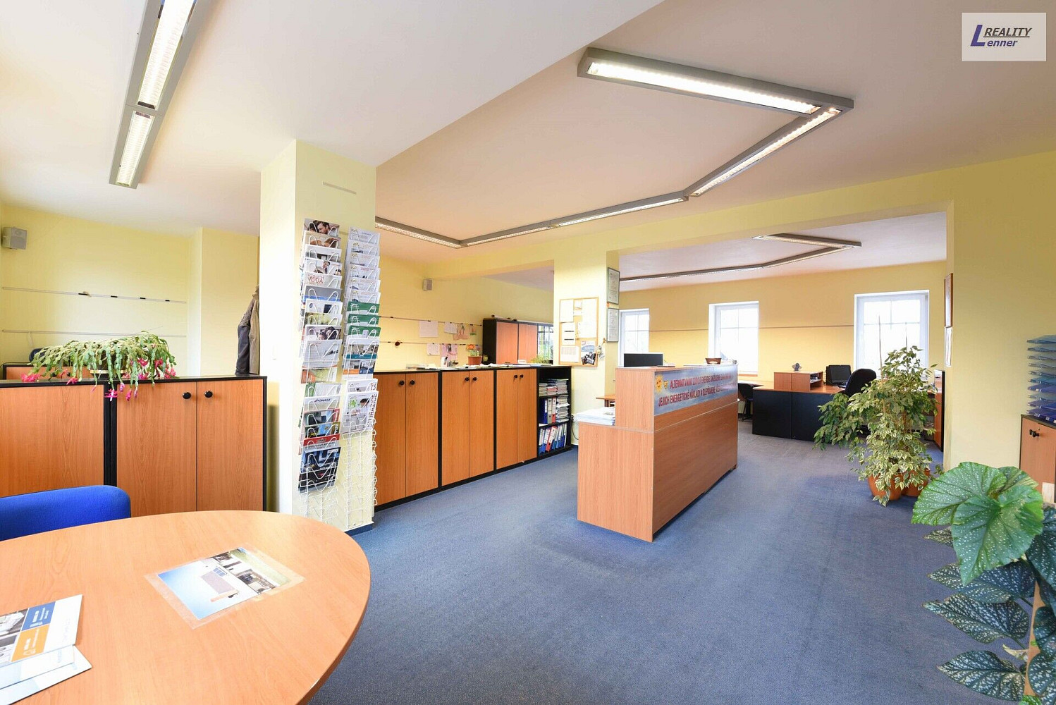 Pronájem kanceláře 173 m² – fotografie 2