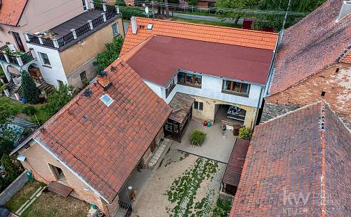 Prodej domu 232 m² s pozemkem 1 385 m², Dr. E. Beneše, Kožlany, okres Plzeň-sever