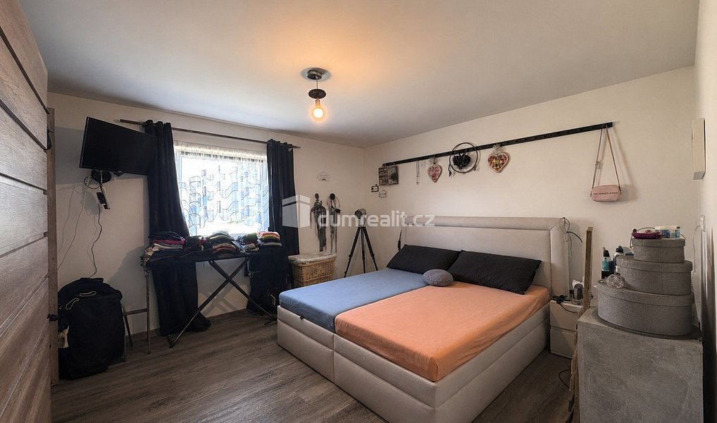 Prodej domu 135 m² s pozemkem 1 037 m², Chlum Svaté Maří – náhled fotky 10