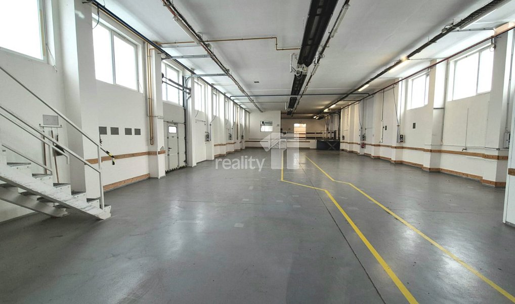 Prodej výrobních prostor 2 849 m², Aš – náhled fotky 13