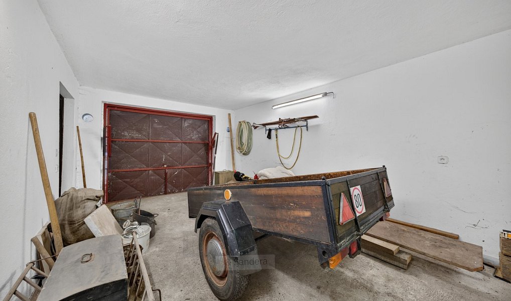 Prodej domu 339 m² s pozemkem 9 216 m², Mirkovice – náhled fotky 36