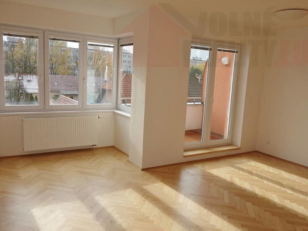 Pronájem bytu 2+kk 71 m²