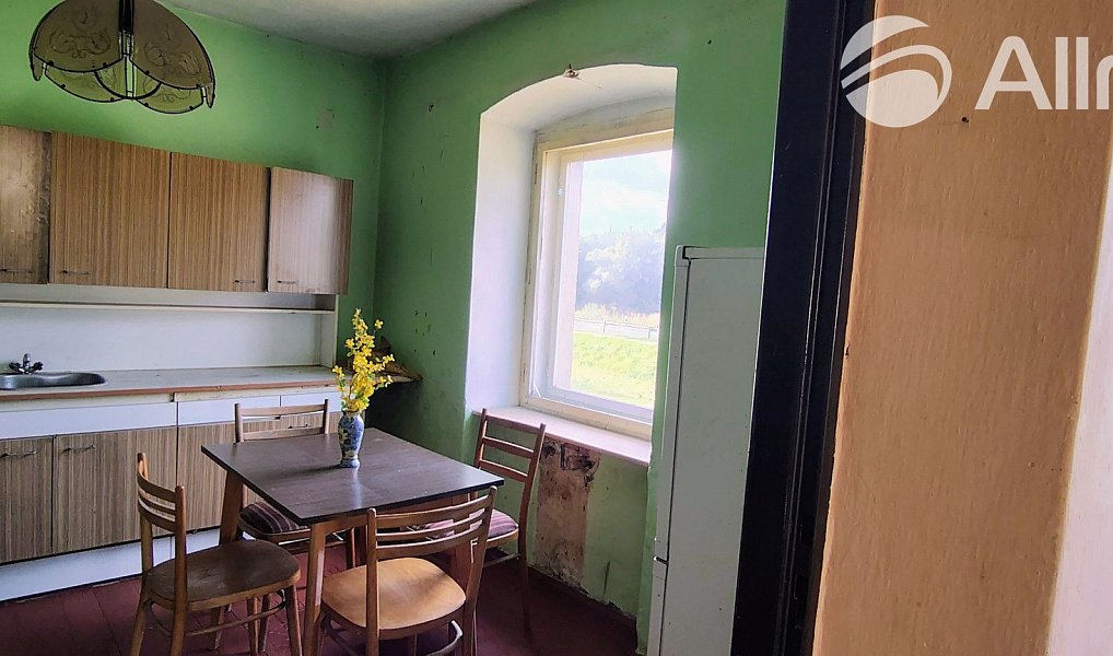 Prodej domu 260 m² s pozemkem 627 m², Mikulovice – náhled fotky 3