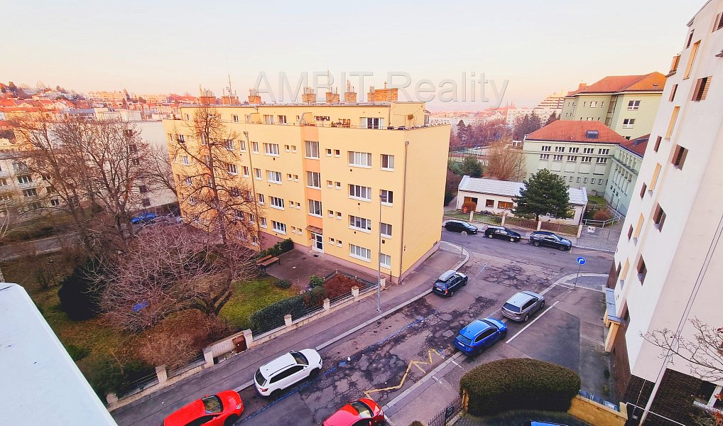 Pronájem bytu 2+kk 51 m², Praha – náhled fotky 36