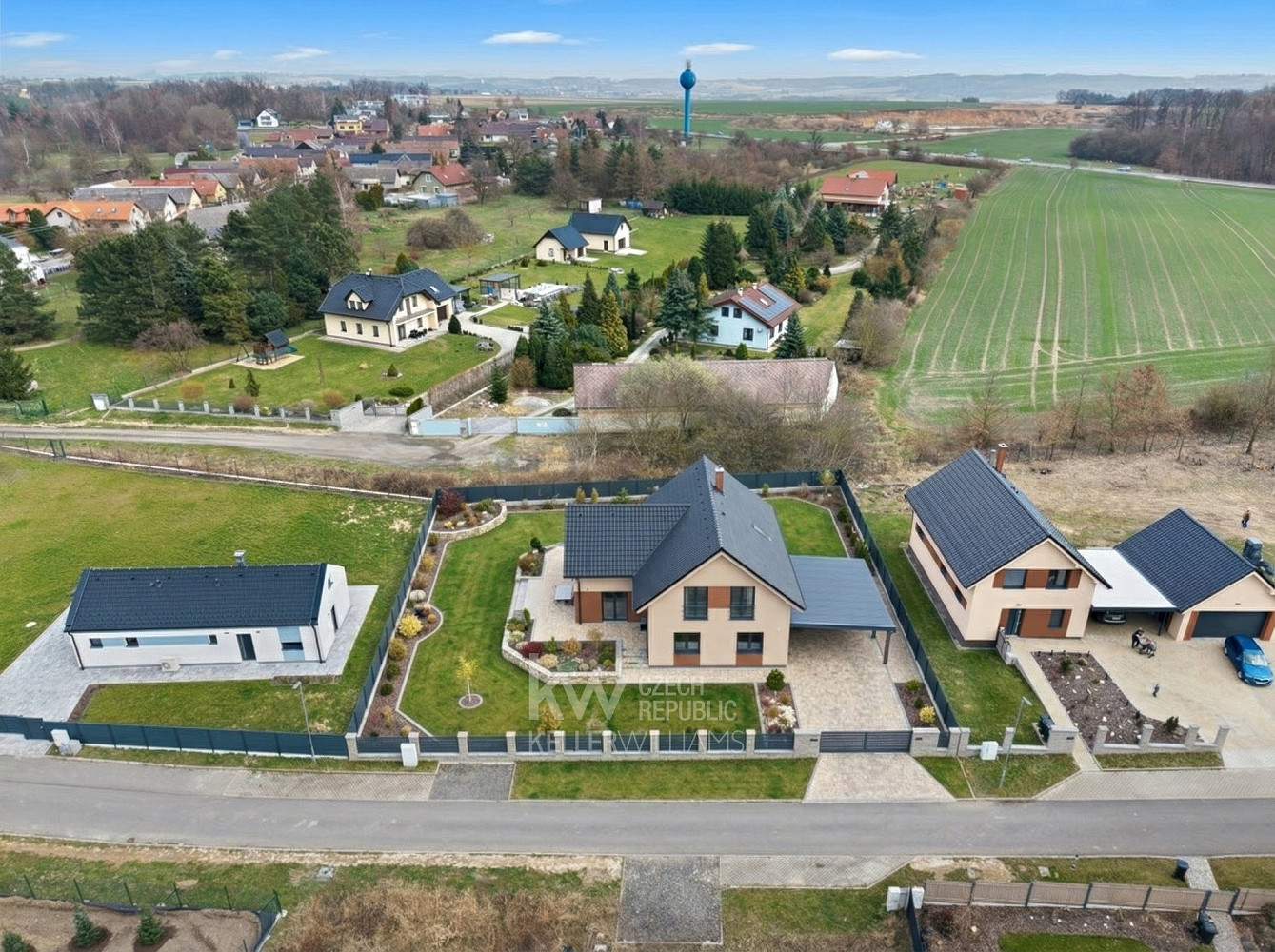 Prodej stavebního pozemku 1 257 m² – pohled 5